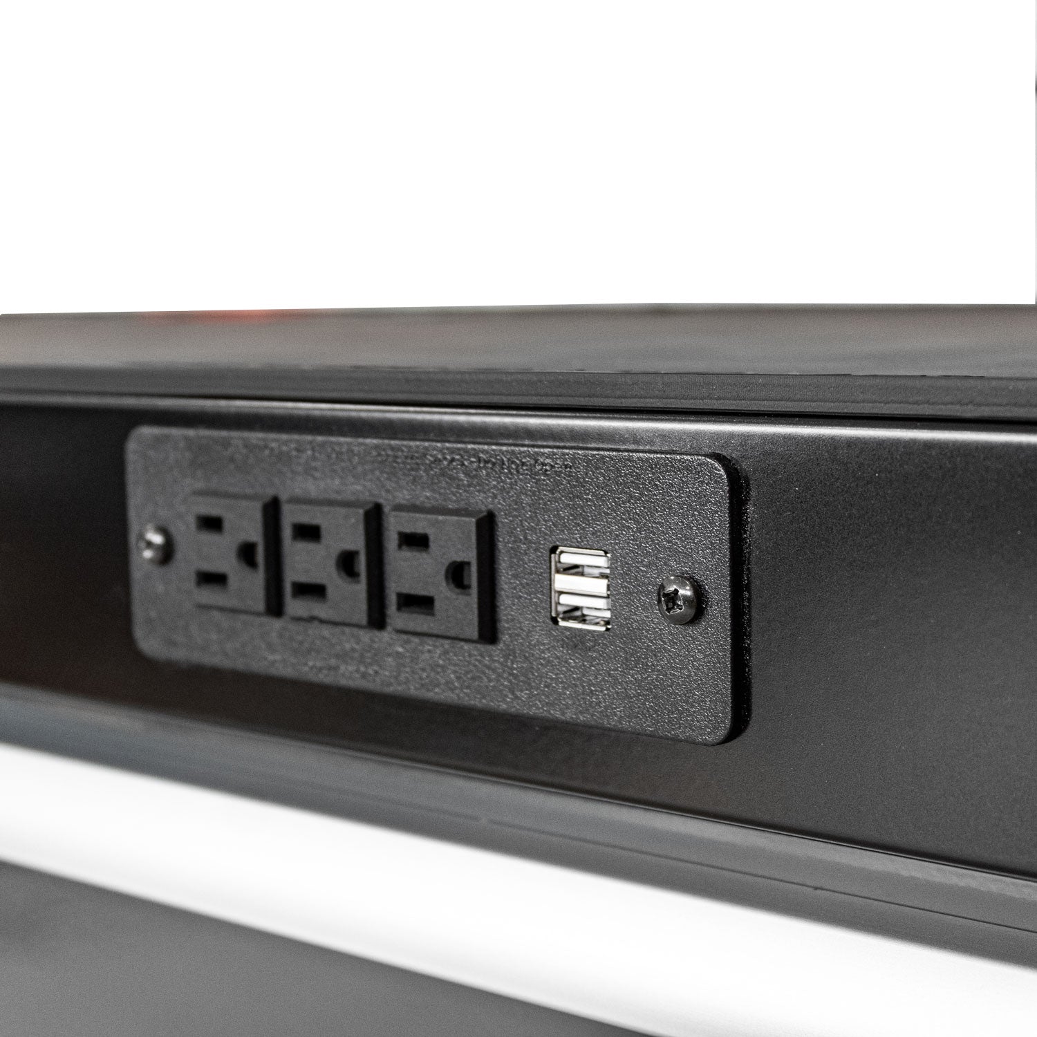 88 Series - 13 Drawers with Tall Locker - Black Handles - Traditional Casters